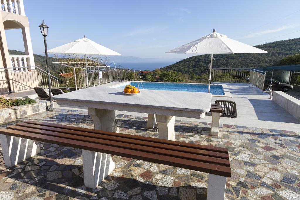 Apartments Rajkovic Лабин Экстерьер фото